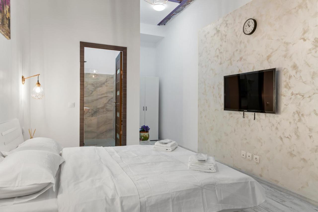 Selari Chambre Bucarest Esterno foto