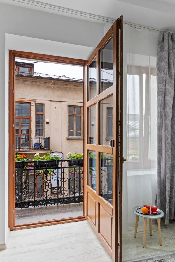 Selari Chambre Bucarest Esterno foto