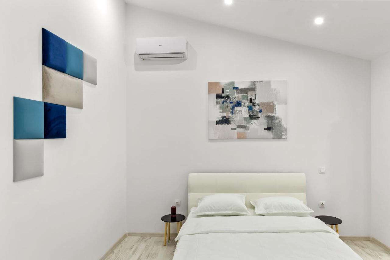 Selari Chambre Bucarest Esterno foto