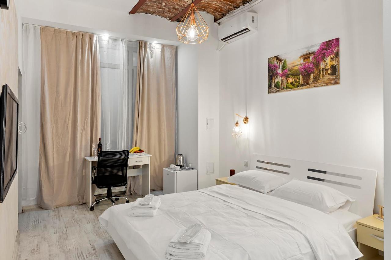 Selari Chambre Bucarest Esterno foto